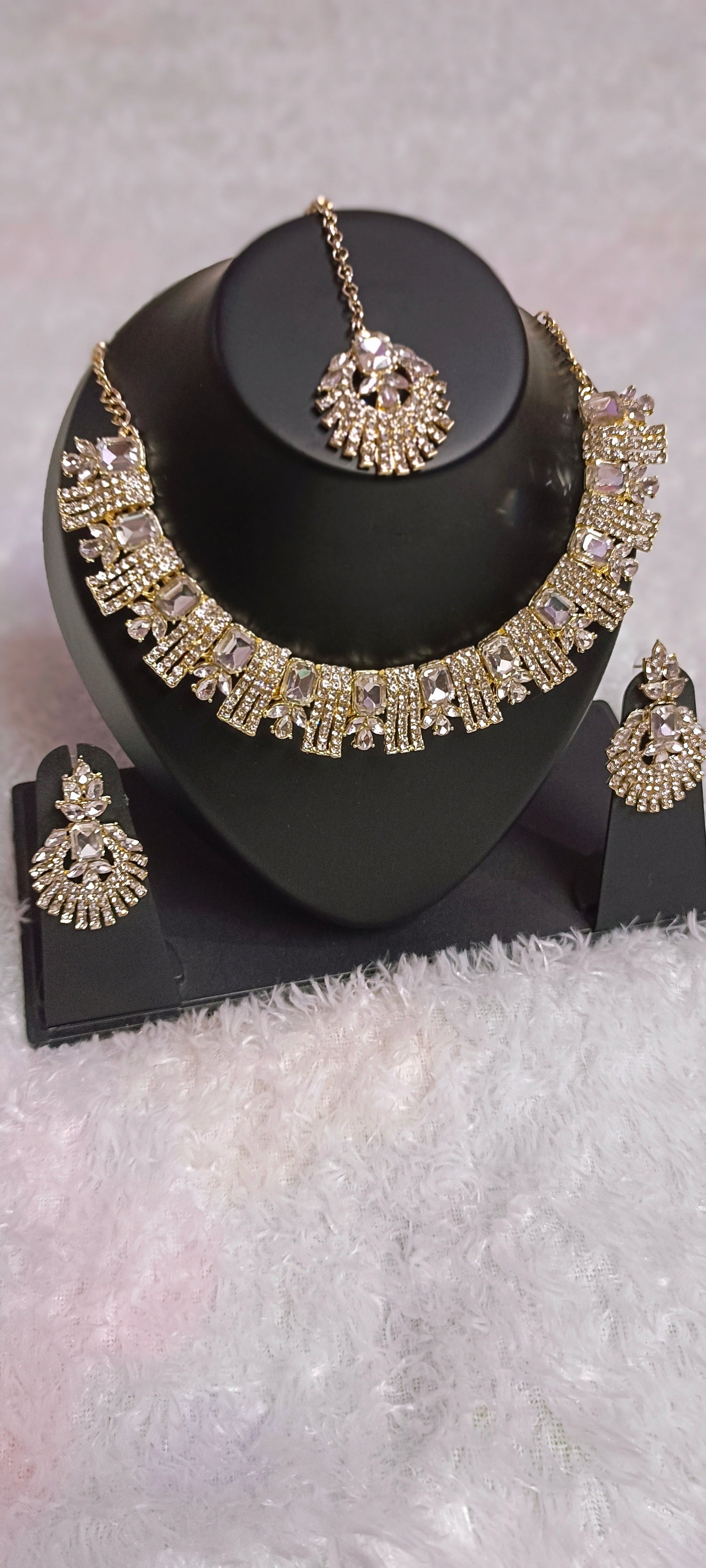 AD Kundan necklace