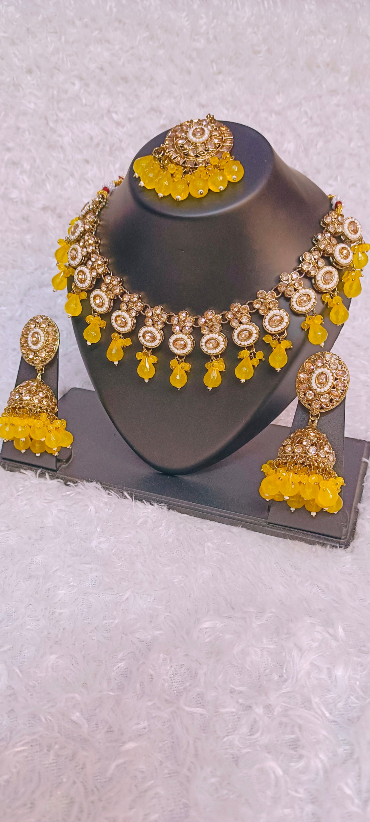Bridal set for haldi